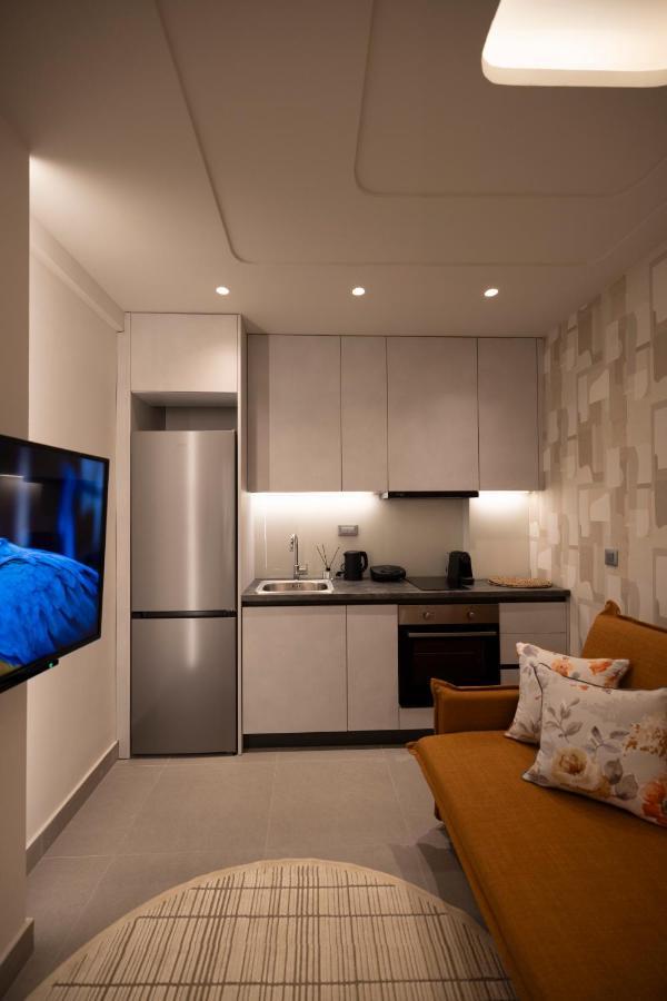 Rizes Suites 3 Thessaloniki Exterior photo